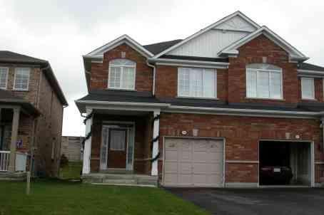 79 Misty Hills Tr, House semidetached with 4 bedrooms, 3 bathrooms and 2 parking in Toronto ON | Image 1