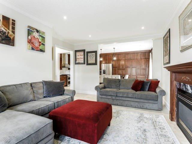 102 Gladstone Ave, House detached with 4 bedrooms, 5 bathrooms and 6 parking in Vaughan ON | Image 4