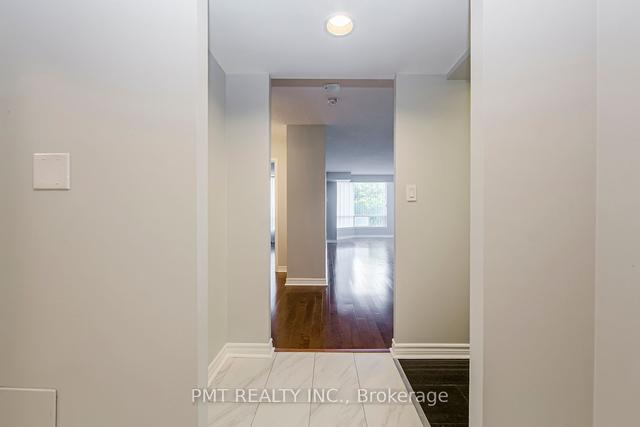 506 - 3 Hickory Tree Rd, Condo with 1 bedrooms, 1 bathrooms and 1 parking in Toronto ON | Image 15