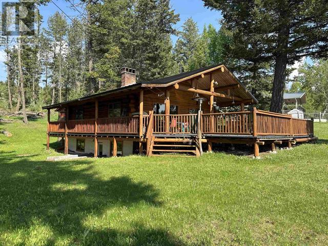 4762 Telqua Drive, House detached with 3 bedrooms, 2 bathrooms and null parking in Cariboo G BC | Image 32