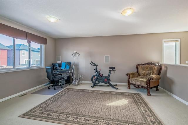 15 Saddlecrest Gardens Ne, House detached with 3 bedrooms, 1 bathrooms and 2 parking in Calgary AB | Image 24