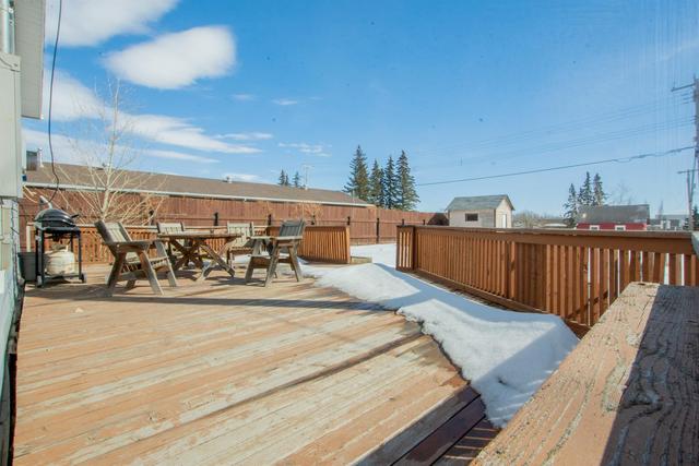 9905 99 Avenue, House detached with 1 bedrooms, 1 bathrooms and 2 parking in Sexsmith AB | Image 3