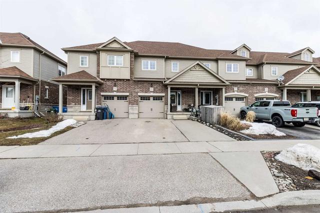 14 Clough Cres, House attached with 3 bedrooms, 4 bathrooms and 3 parking in Guelph ON | Image 12