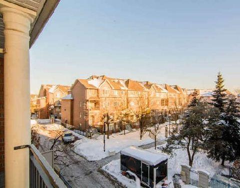809 Grandview Way, Townhouse with 4 bedrooms, 3 bathrooms and 1 parking in Toronto ON | Image 8