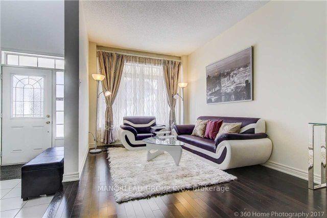 8 Foshan Ave, House detached with 5 bedrooms, 3 bathrooms and 2 parking in Markham ON | Image 7