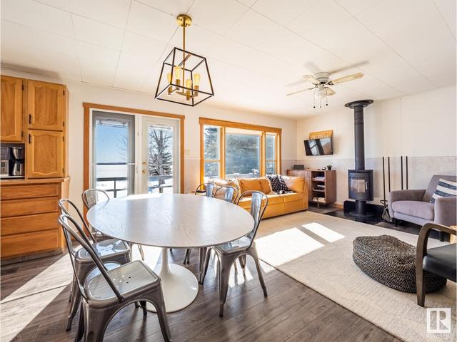 34 Lakeshore Dr, House detached with 3 bedrooms, 1 bathrooms and null parking in Sundance Beach AB | Image 11