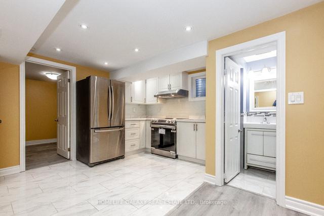 114 Slan Ave S, House detached with 5 bedrooms, 5 bathrooms and 8 parking in Toronto ON | Image 25