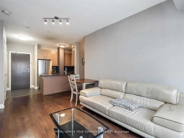 233 - 281 Woodbridge Ave, Condo with 2 bedrooms, 2 bathrooms and 1 parking in Vaughan ON | Image 2
