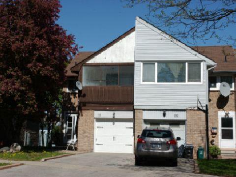 80 Croach Cres, House attached with 3 bedrooms, 4 bathrooms and 2 parking in Toronto ON | Image 1