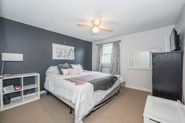 1 Holly Crt, House detached with 3 bedrooms, 2 bathrooms and 3 parking in Guelph ON | Image 13