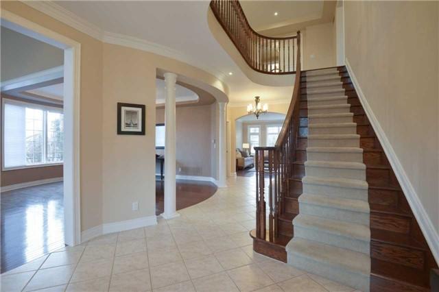 861 Canyon St, House detached with 4 bedrooms, 4 bathrooms and 4 parking in Mississauga ON | Image 4