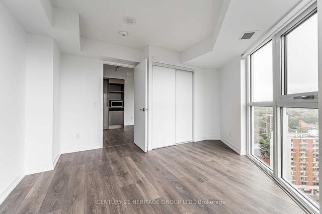 2015 - 219 Dundas St E, Condo with 1 bedrooms, 1 bathrooms and 0 parking in Toronto ON | Image 3