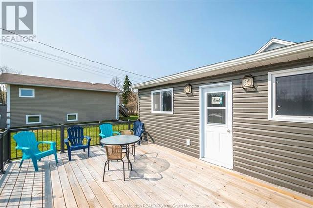 110 Pointe Du Chene Rd, House detached with 2 bedrooms, 1 bathrooms and null parking in Shediac P NB | Image 20
