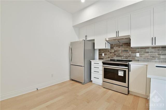 203 - 101 Pinhey Street, Condo with 2 bedrooms, 1 bathrooms and null parking in Ottawa ON | Image 12