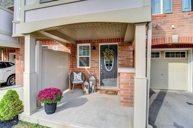 1035 Stemman Pl, House attached with 2 bedrooms, 3 bathrooms and 1 parking in Milton ON | Image 9