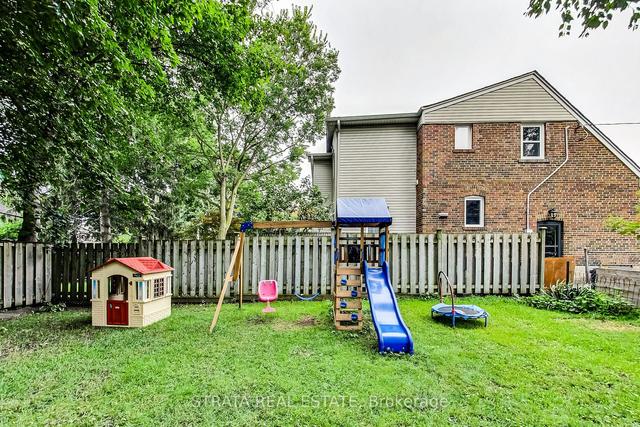 4 Greenmount Rd, House detached with 2 bedrooms, 2 bathrooms and 4 parking in Toronto ON | Image 33