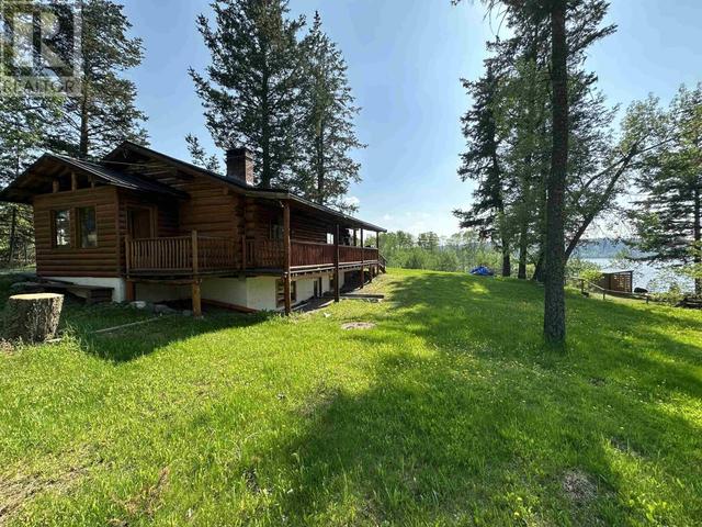 4762 Telqua Drive, House detached with 3 bedrooms, 2 bathrooms and null parking in Cariboo G BC | Image 34