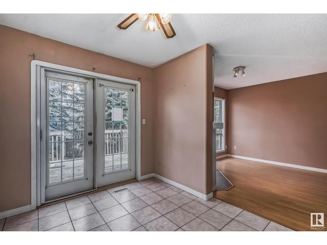 17053 113 St Nw, House attached with 3 bedrooms, 2 bathrooms and null parking in Edmonton AB | Image 13