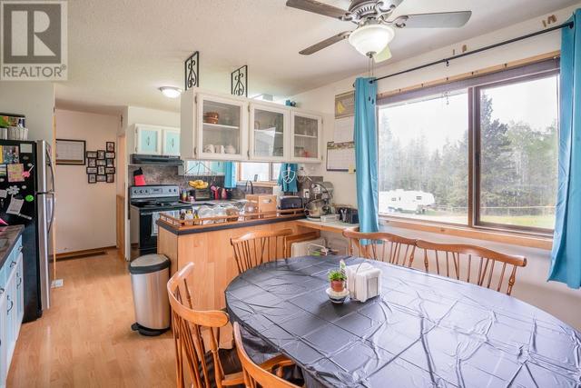 6519 Grey Crescent, House detached with 4 bedrooms, 2 bathrooms and null parking in Cariboo L BC | Image 7