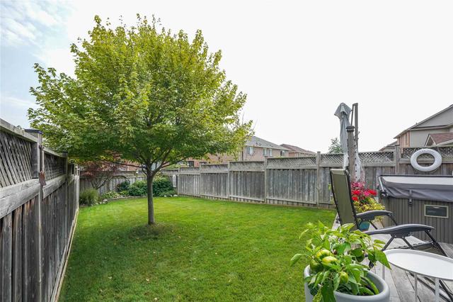 861 Mckay Cres, House semidetached with 3 bedrooms, 3 bathrooms and 3 parking in Milton ON | Image 29