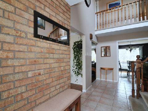 1033 Dalewood Dr, House detached with 4 bedrooms, 4 bathrooms and 6 parking in Pickering ON | Image 2
