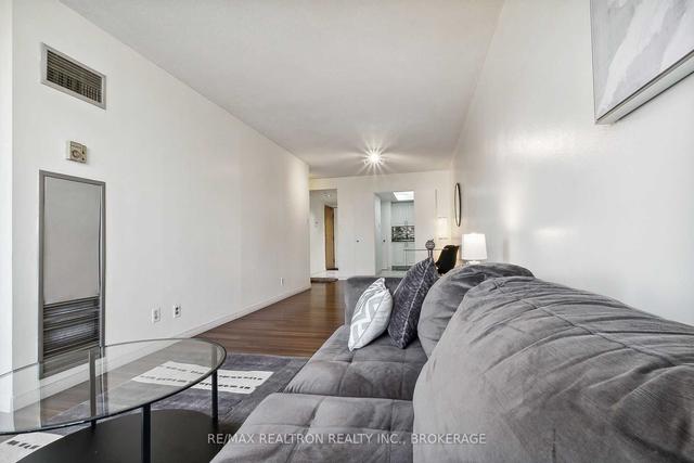 707 - 195 Wynford Dr, Condo with 1 bedrooms, 1 bathrooms and 1 parking in Toronto ON | Image 9