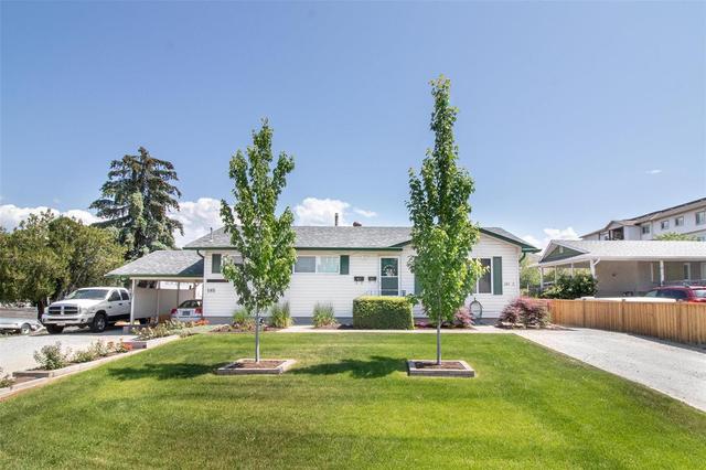 185 Barber Road, House detached with 5 bedrooms, 2 bathrooms and 8 parking in Kelowna BC | Image 1