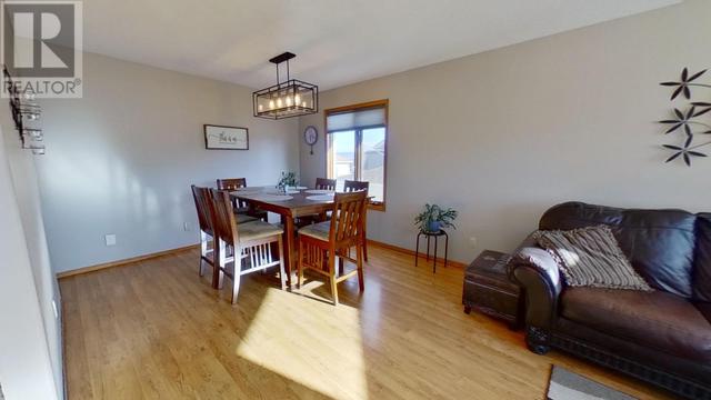 9731 97 Street, House detached with 5 bedrooms, 3 bathrooms and null parking in Taylor BC | Image 11