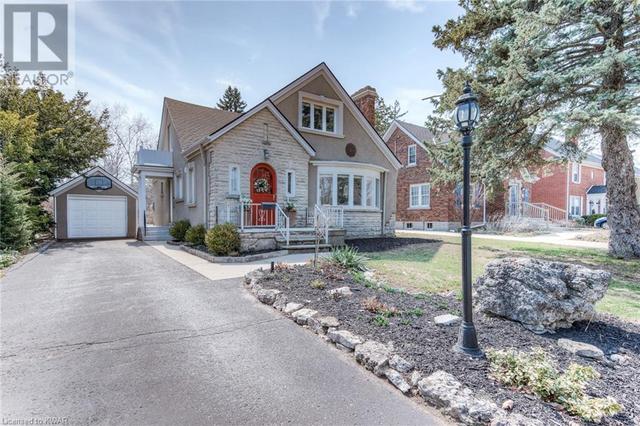 673 Rockway Drive, House detached with 3 bedrooms, 2 bathrooms and 6 parking in Kitchener ON | Image 2