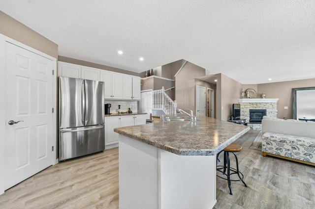 315 Chaparral Place Se, House detached with 3 bedrooms, 3 bathrooms and 4 parking in Calgary AB | Image 7