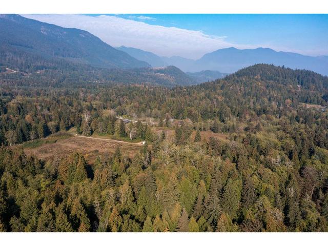 1900 Port Mellon Highway, House detached with 3 bedrooms, 3 bathrooms and null parking in Sunshine Coast F BC | Image 30