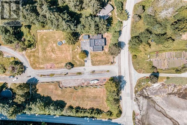215 Easthom Rd, House detached with 5 bedrooms, 3 bathrooms and 20 parking in Nanaimo B BC | Image 33