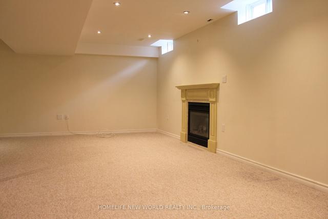 4 Sequin Dr, House detached with 4 bedrooms, 4 bathrooms and 6 parking in Richmond Hill ON | Image 3