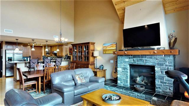 205 - 880 Lakeview Drive, Condo with 3 bedrooms, 3 bathrooms and 2 parking in East Kootenay F BC | Image 10