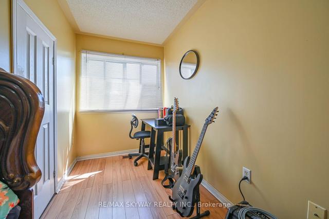 18 - 75 Strathaven Dr, Townhouse with 3 bedrooms, 2 bathrooms and 2 parking in Mississauga ON | Image 17