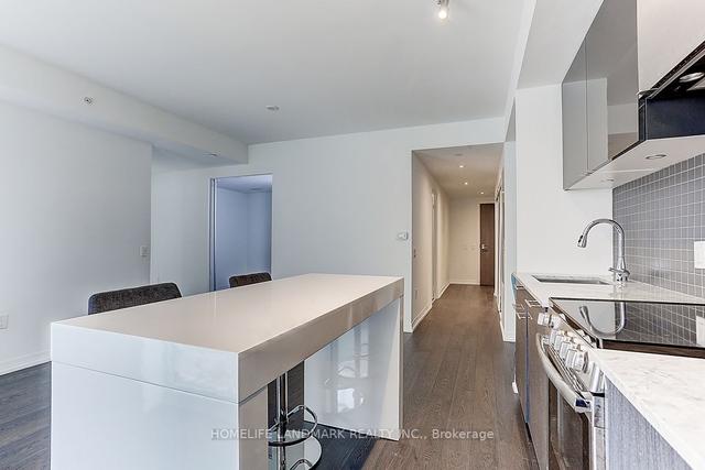 314 - 251 Jarvis St, Condo with 3 bedrooms, 2 bathrooms and 1 parking in Toronto ON | Image 3