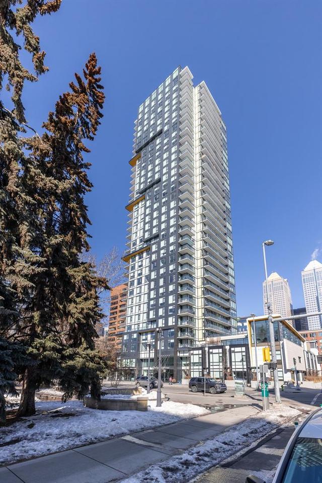 902 - 310 12 Avenue Sw, Condo with 1 bedrooms, 1 bathrooms and 1 parking in Calgary AB | Image 1