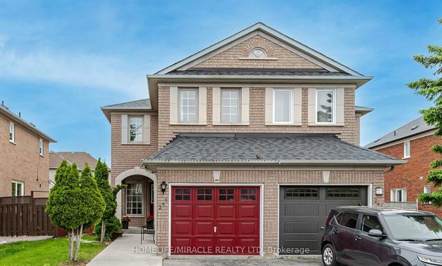 244 Morningmist St, House semidetached with 3 bedrooms, 4 bathrooms and 4 parking in Brampton ON | Image 1