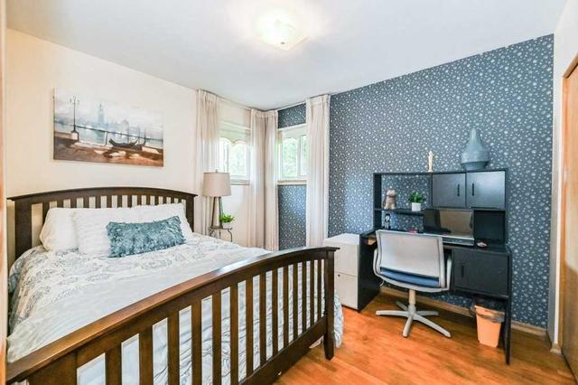 79 East 16th St, House detached with 3 bedrooms, 2 bathrooms and 3 parking in Hamilton ON | Image 10