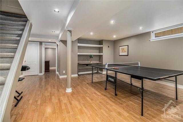 707 Thicket Way, House detached with 5 bedrooms, 4 bathrooms and 6 parking in Ottawa ON | Image 14