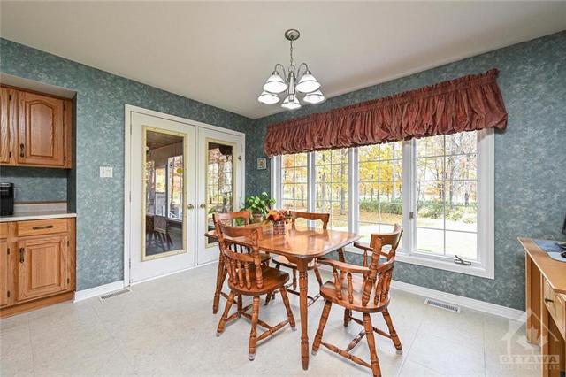8 Tudor Circle, House detached with 3 bedrooms, 3 bathrooms and 8 parking in Rideau Lakes ON | Image 11