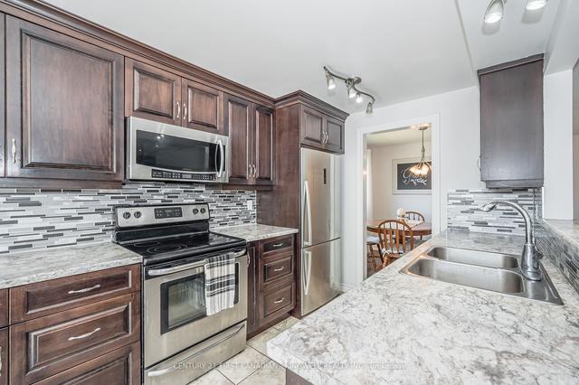 1 Holly Crt, House detached with 3 bedrooms, 2 bathrooms and 3 parking in Guelph ON | Image 6