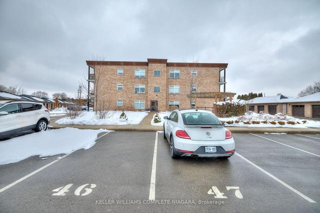 318 - 4644 Pettit Ave, Condo with 2 bedrooms, 2 bathrooms and 2 parking in Niagara Falls ON | Image 13
