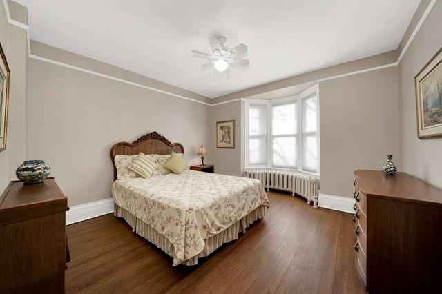 80 Madison Ave, House detached with 8 bedrooms, 5 bathrooms and 2 parking in Toronto ON | Image 27