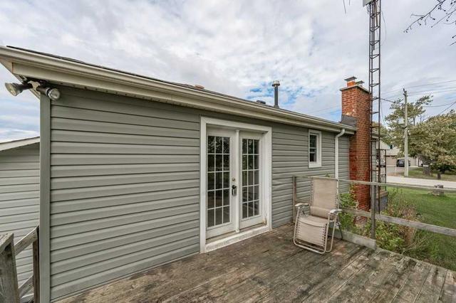 1032 Mud St E, House detached with 3 bedrooms, 1 bathrooms and 20 parking in Hamilton ON | Image 10