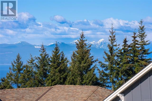 5558 Cliffside Rd, House detached with 3 bedrooms, 4 bathrooms and 6 parking in Nanaimo BC | Image 59