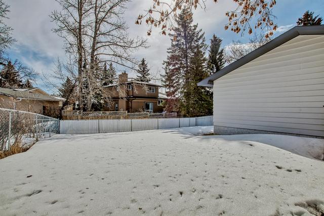 5820 Dalhousie Drive Nw, House detached with 5 bedrooms, 3 bathrooms and 2 parking in Calgary AB | Image 37