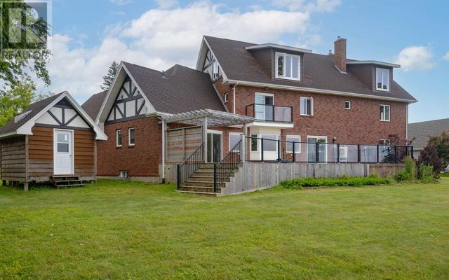 145 Queen Elizabeth Drive, House detached with 6 bedrooms, 5 bathrooms and null parking in Charlottetown PE | Image 40
