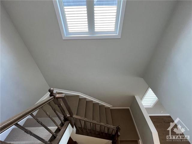 18 Gardenpost Terrace, Townhouse with 3 bedrooms, 3 bathrooms and 3 parking in Ottawa ON | Image 18