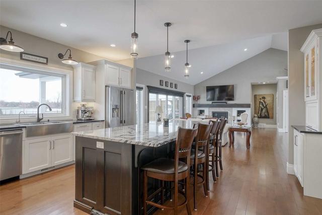 78926 Mcilwain Line, House detached with 1 bedrooms, 4 bathrooms and 13 parking in Central Huron ON | Image 7